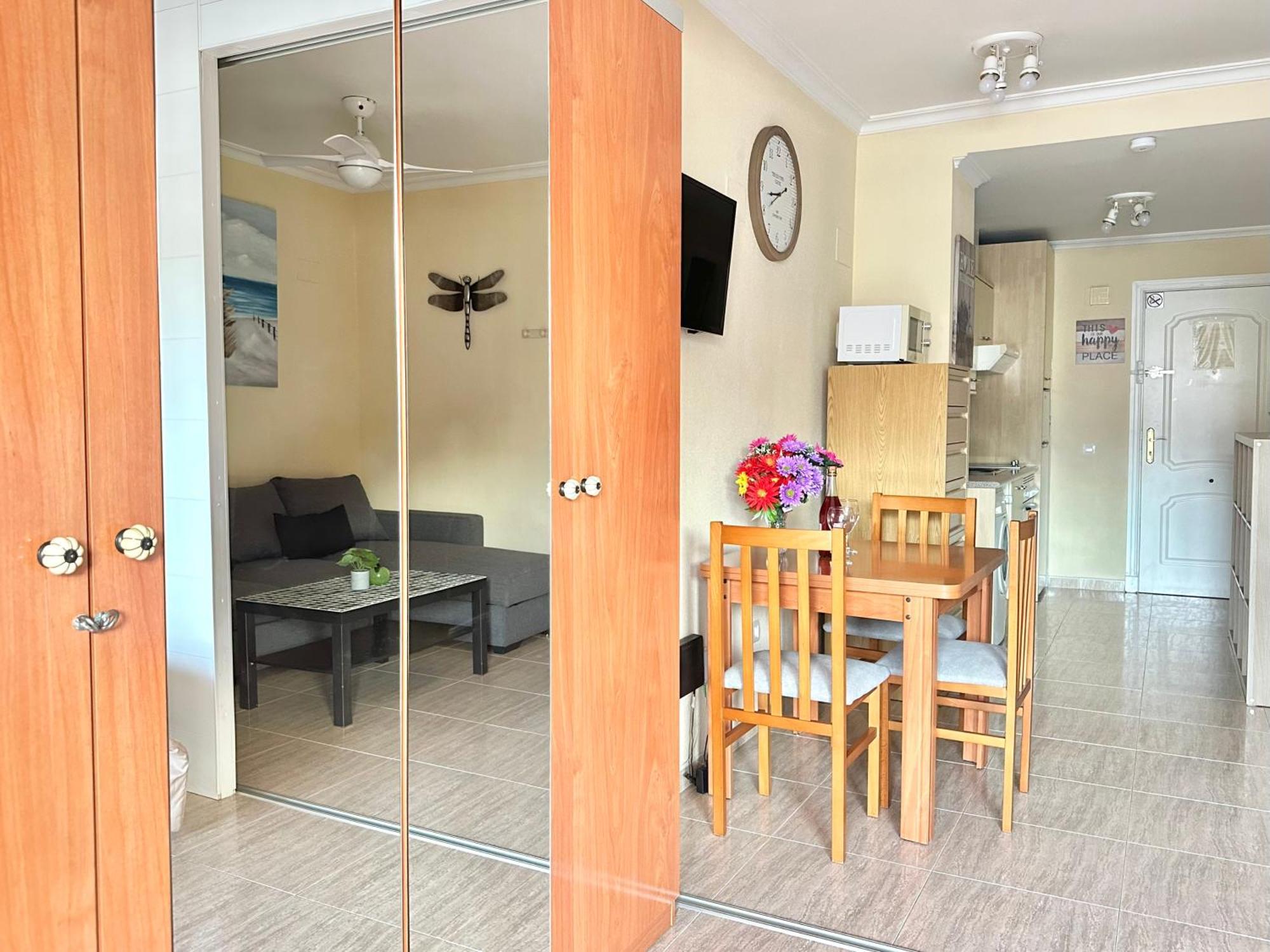 Studio In Costa Del Sol, Sea, Sunshine & Views 丰希罗拉 外观 照片